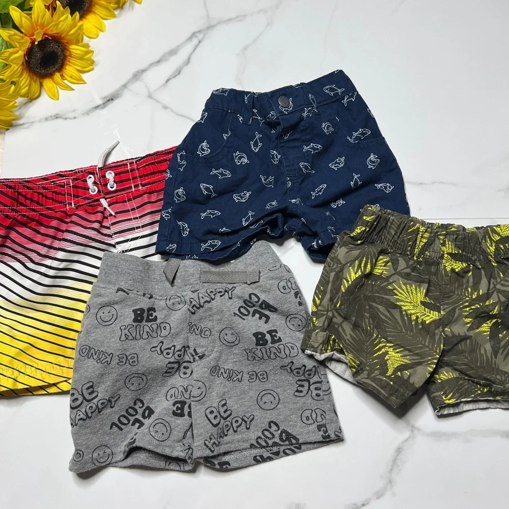 Bundle baby boy shorts Garanimals Carter’s